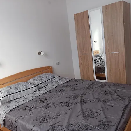 Ljuti Krs Guest house Divcibare