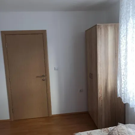Guest house Ljuti Krs Divcibare