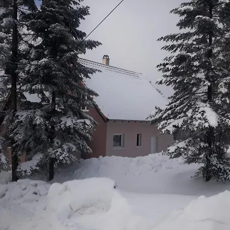 Ljuti Krs Gasthof 3*